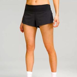 Black speed up shorts 2.5 inch lululemon